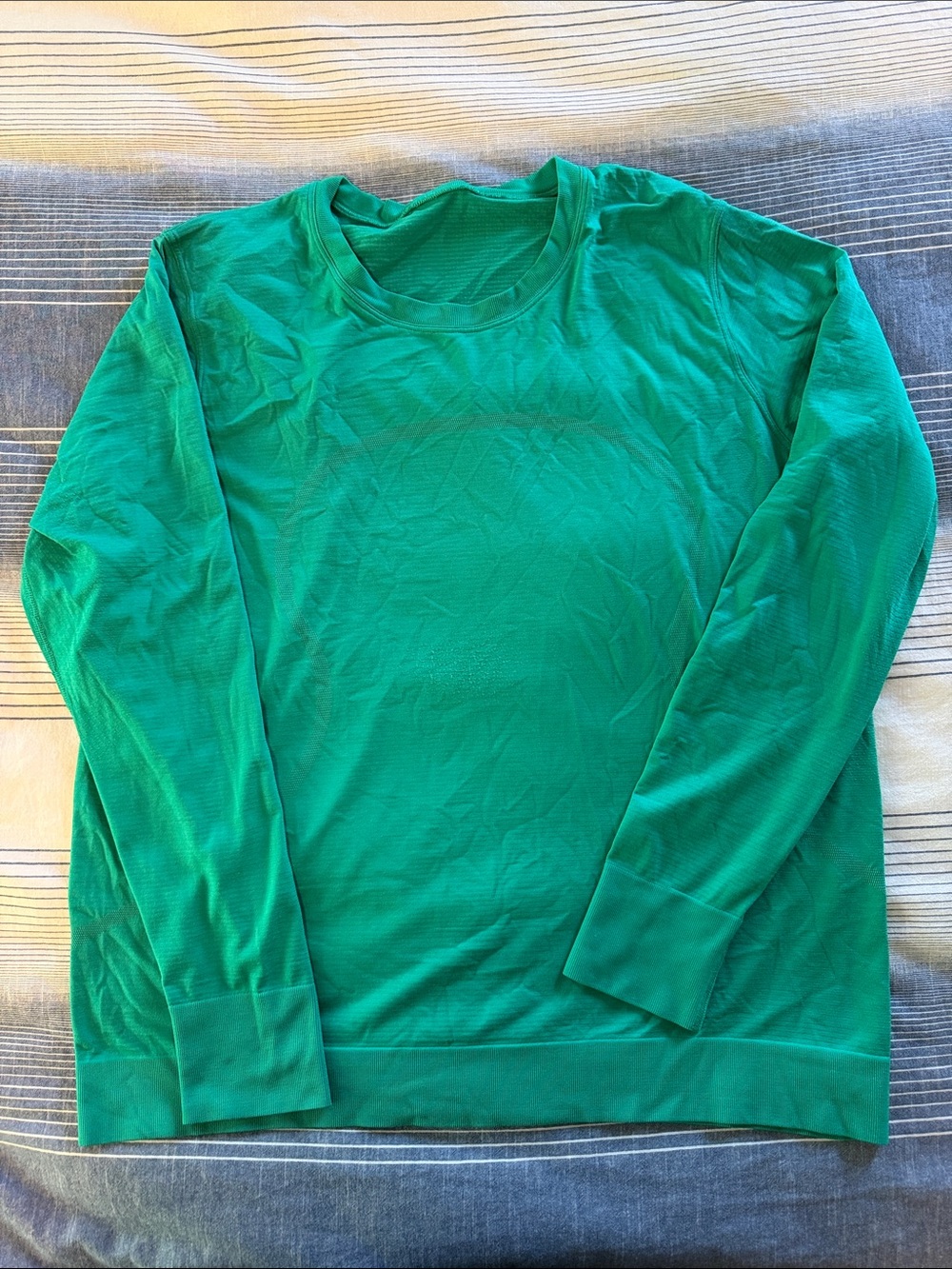 Lululemon Women’s Swiftly Long Sleeve Shirt - Green